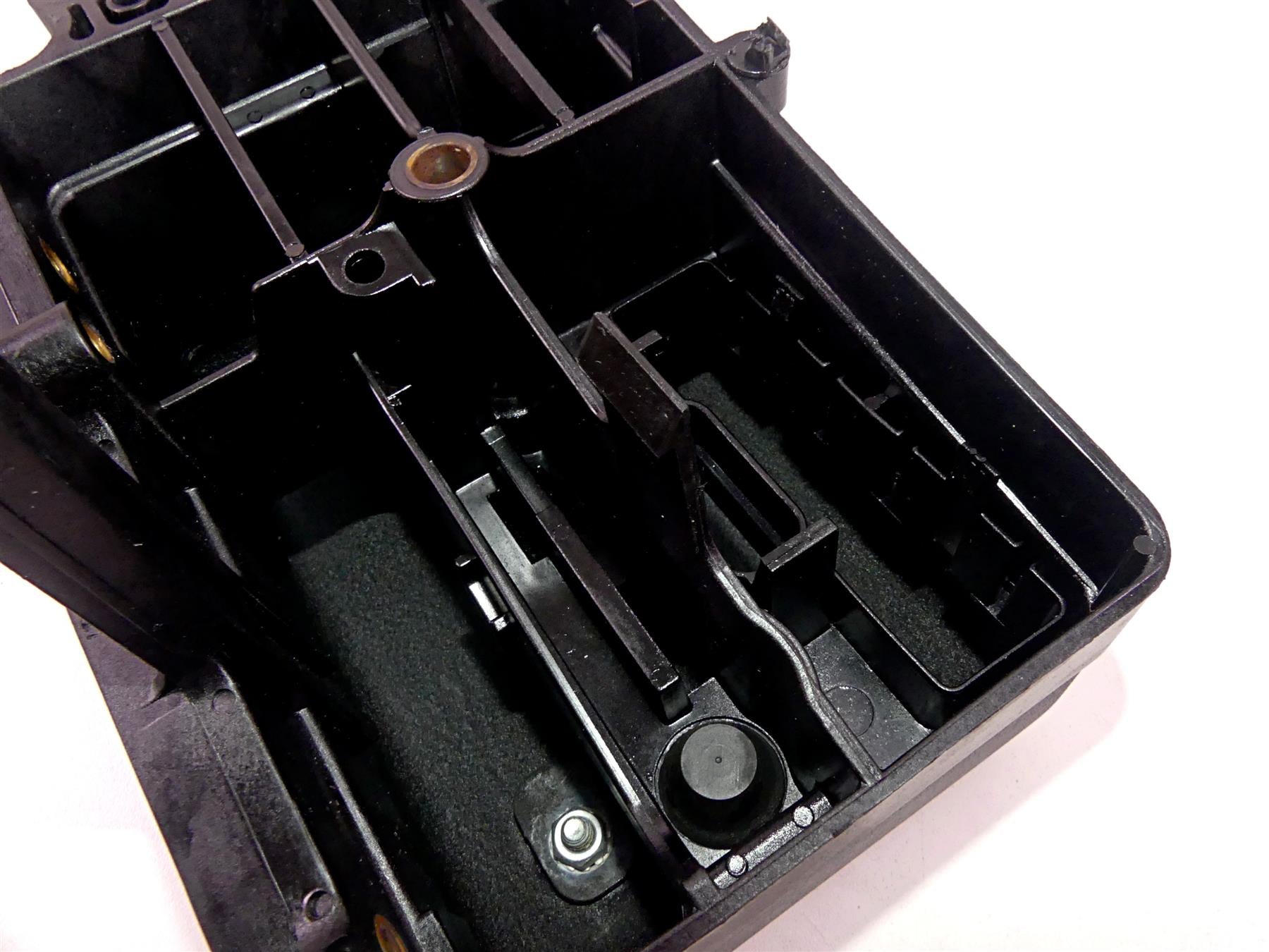 2010 Harley FXDF Dyna Fat Bob Electric Tray & Black Wrinkled Cover 70367-04B {{ shop.shopifyCountryName }} - Mototech271