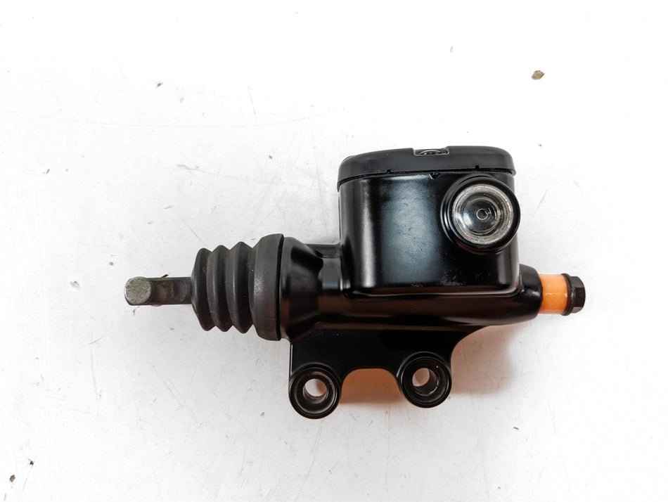 2014 Harley Touring FLHTK Electra Glide Rear Brake Master Cylinder 41700028A {{ shop.shopifyCountryName }} - Mototech271