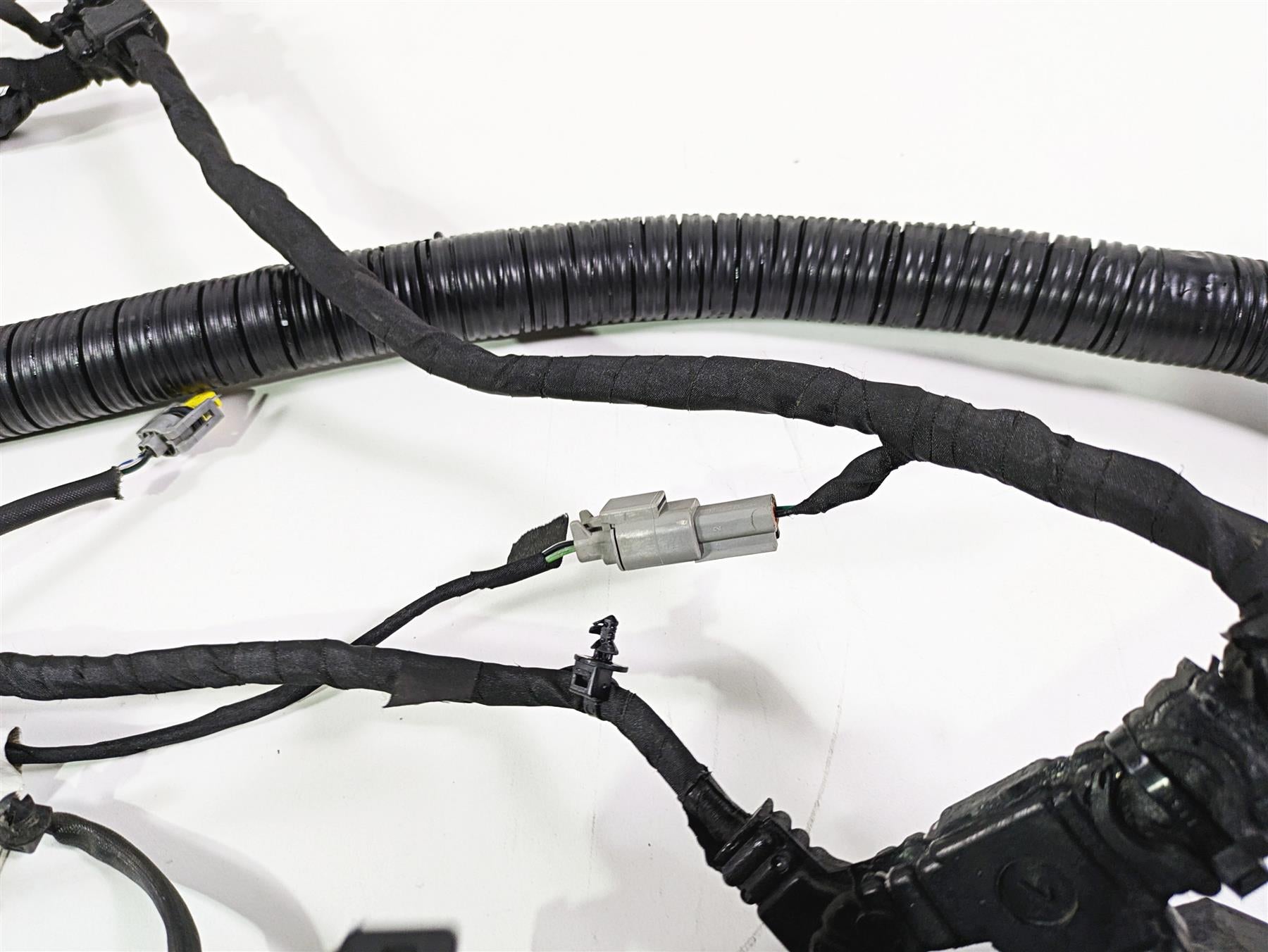 2014 Harley FXDL Dyna Low Rider Main Main Wiring Harness Loom - No Abs 71072-12A {{ shop.shopifyCountryName }} - Mototech271