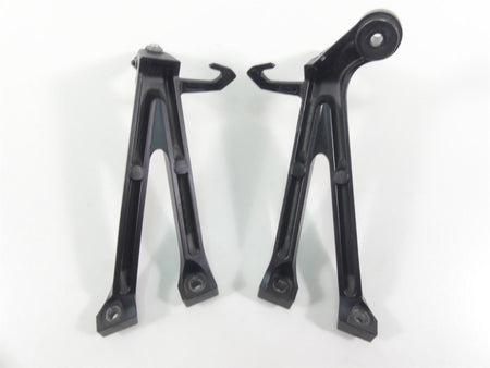 2022 Suzuki GSXR750 Rear Passenger Footpeg Foot Rest Set 43600-14J30 43700-14J30 {{ shop.shopifyCountryName }} - Mototech271