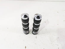 Load image into Gallery viewer, 2005 Harley Softail FLSTSCI Heritage Springer Avon Air Cushion Grip Set AIR-90
