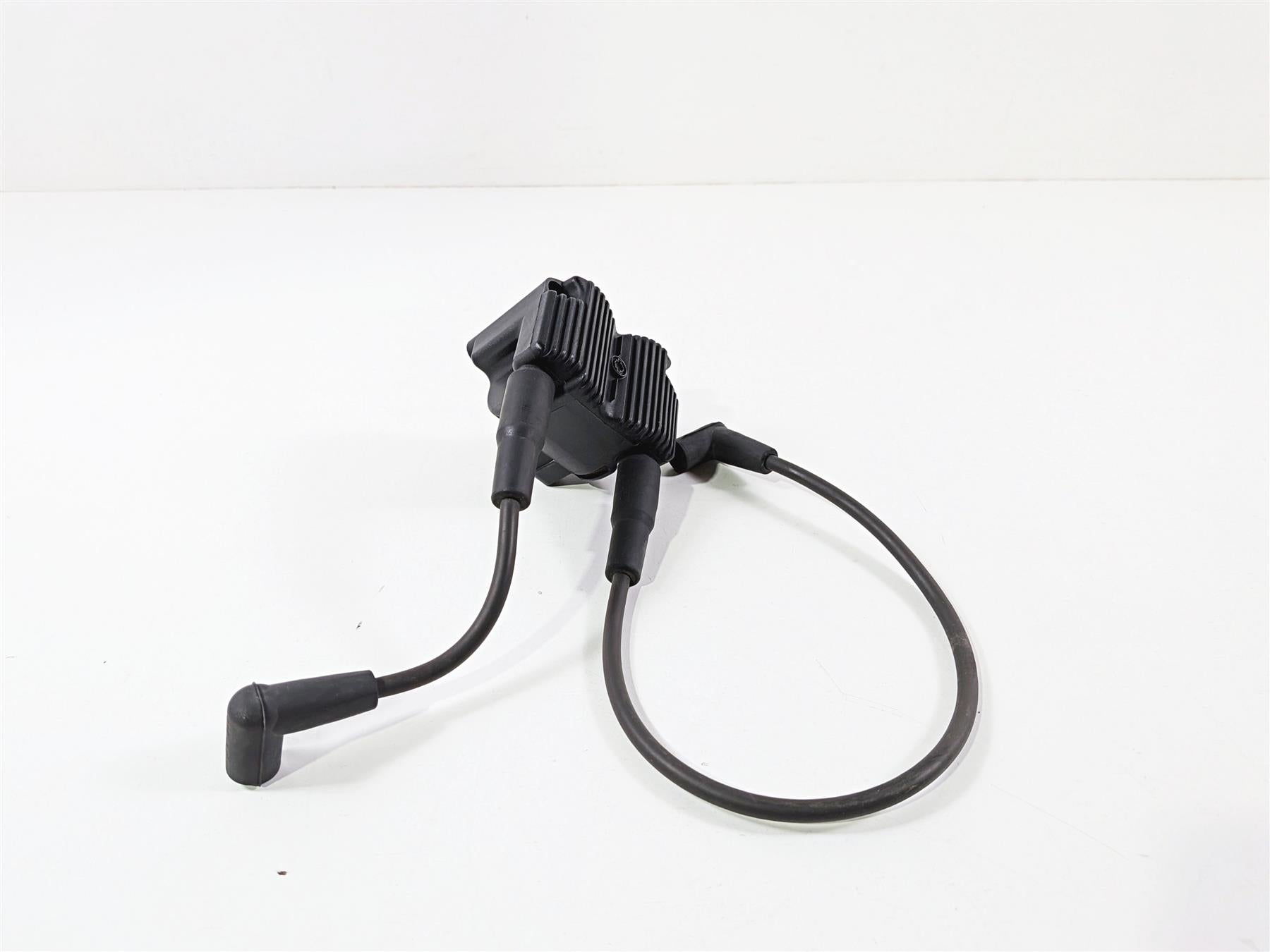 2011 Harley FXDF Dyna Fat Bob Delphi Ignition Coil Wires Plugs Set 31743-01 {{ shop.shopifyCountryName }} - Mototech271