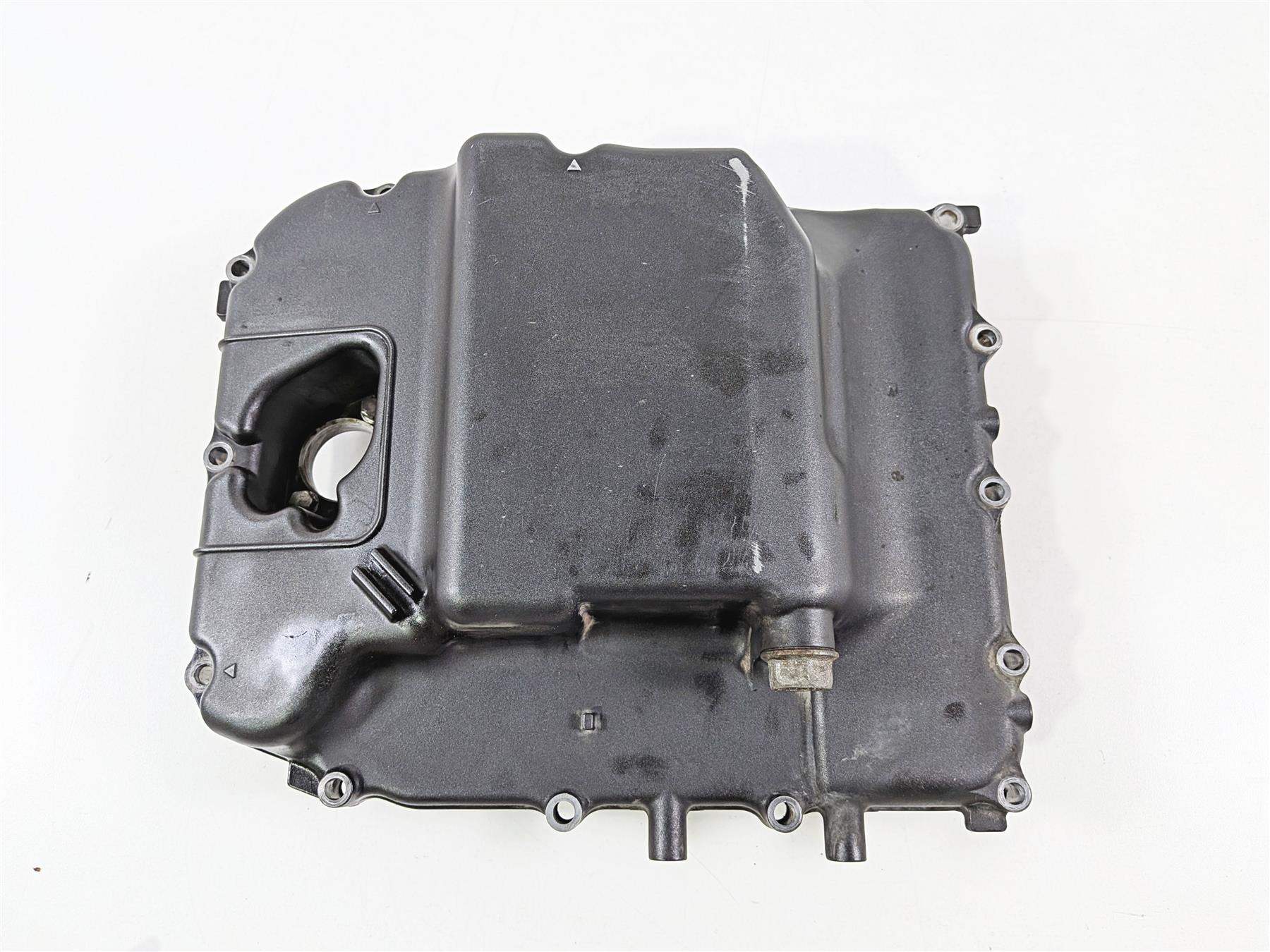 2009 Yamaha VMX17 V-Max 1700 Oil Pan Lower Engine Cover 2S3-13400-00-Mototech271