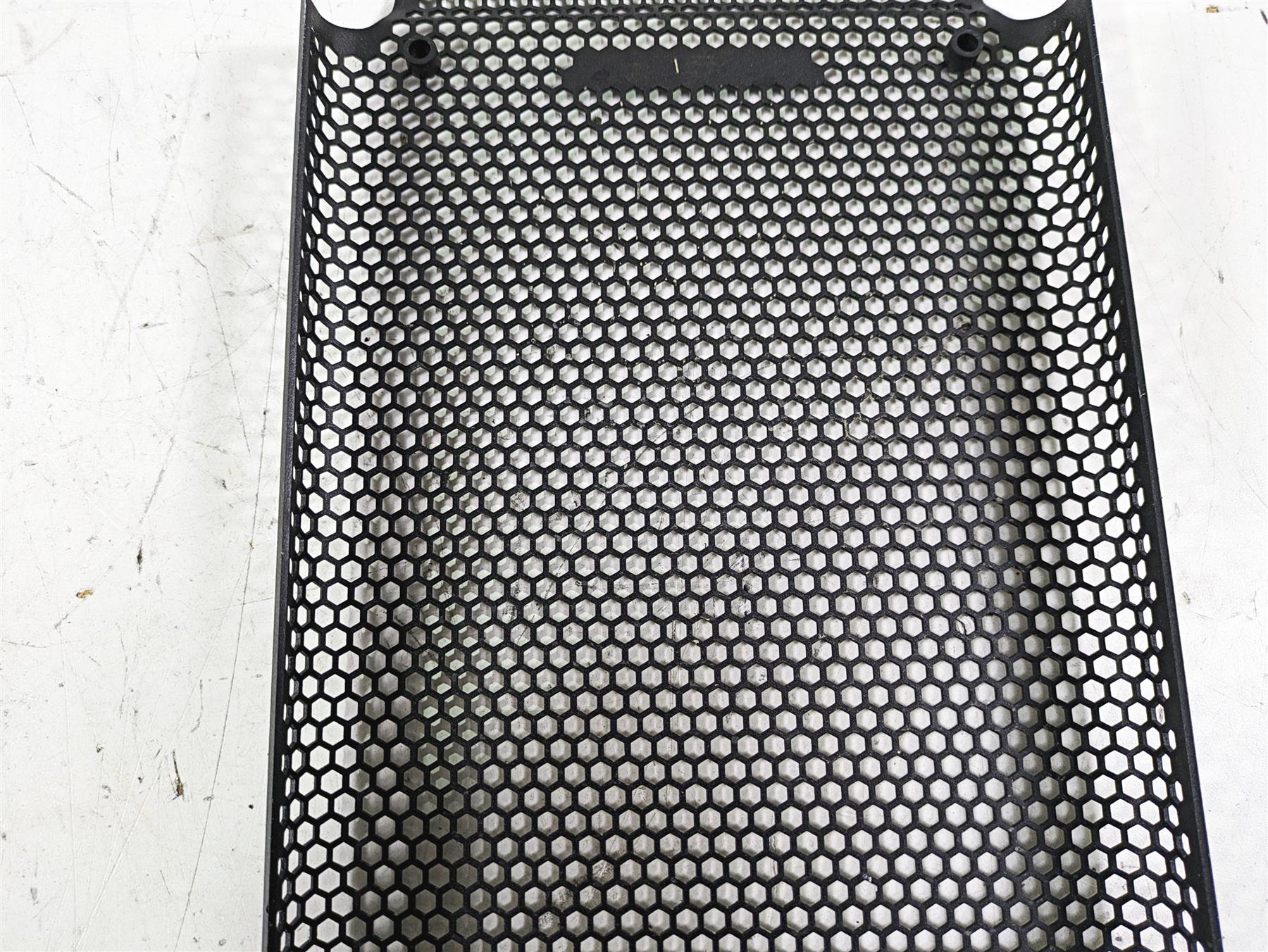 2020 Triumph Street Scrambler 900 Evotech Radiator Cover Guard PRN013141-09 {{ shop.shopifyCountryName }} - Mototech271