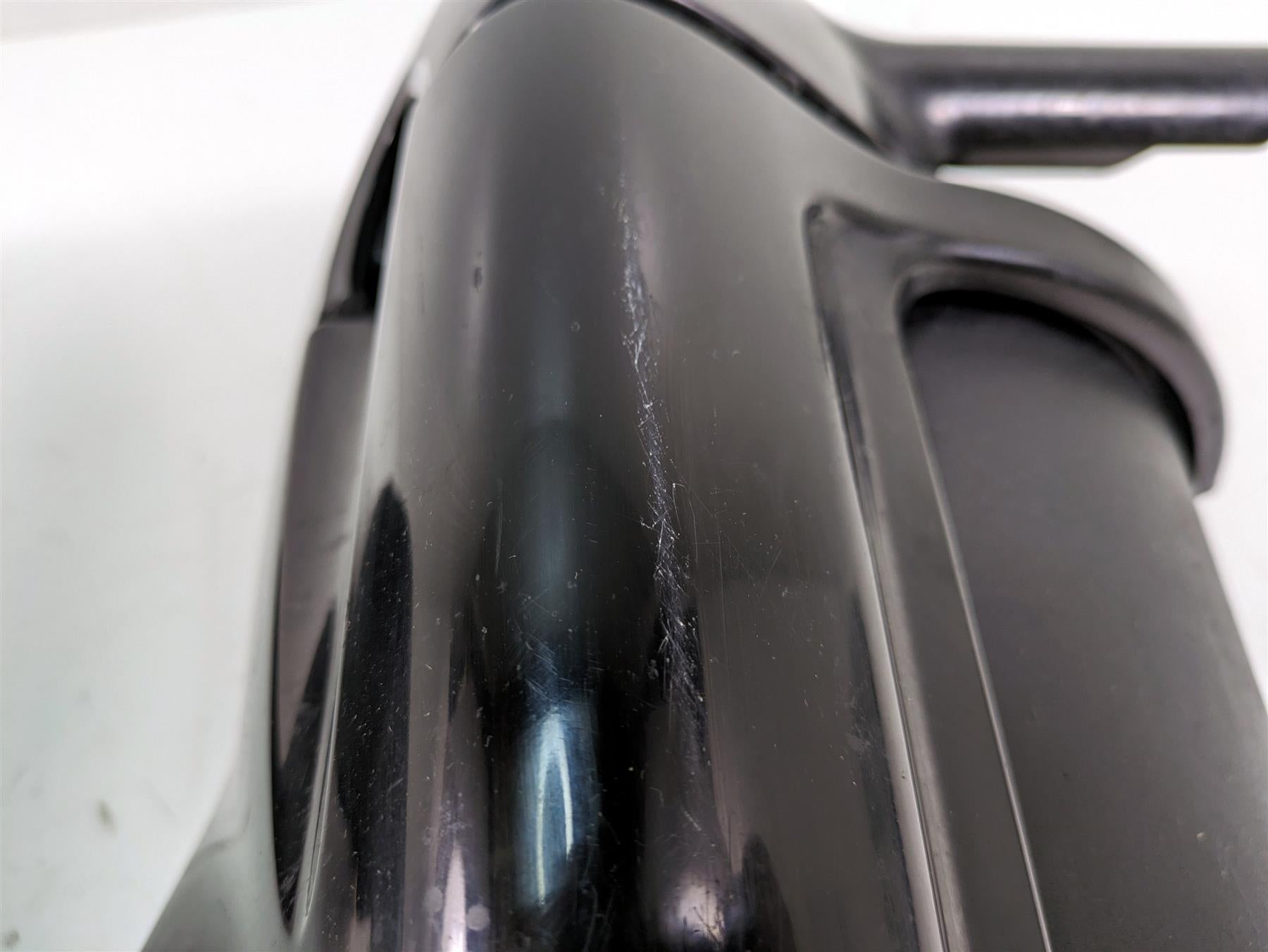 2006 Harley Touring FLHTCUI Electra Glide Lower Leg Fairing Cover Set 58817-05A {{ shop.shopifyCountryName }} - Mototech271