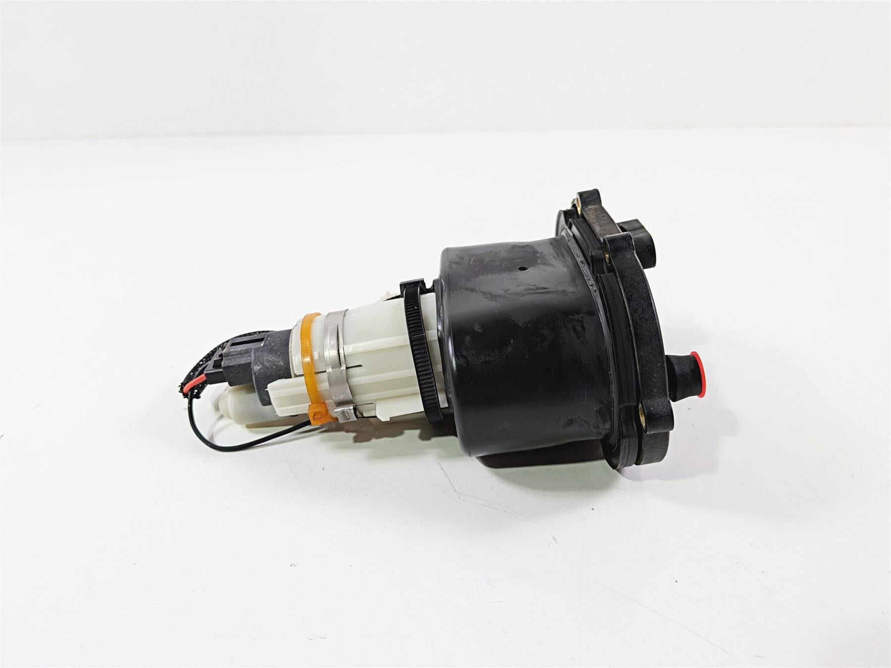 2015 Ducati Diavel Dark Fuel Gas Petrol Pump - Tested 16023981B-Mototech271