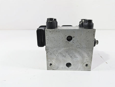 2010 Harley Touring FLHXSE CVO Street Glide Abs Brake Pump Module 40601-08A {{ shop.shopifyCountryName }} - Mototech271