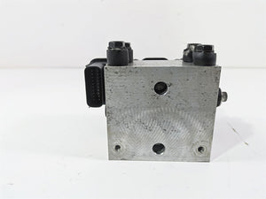 2010 Harley Touring FLHXSE CVO Street Glide Abs Brake Pump Module 40601-08A