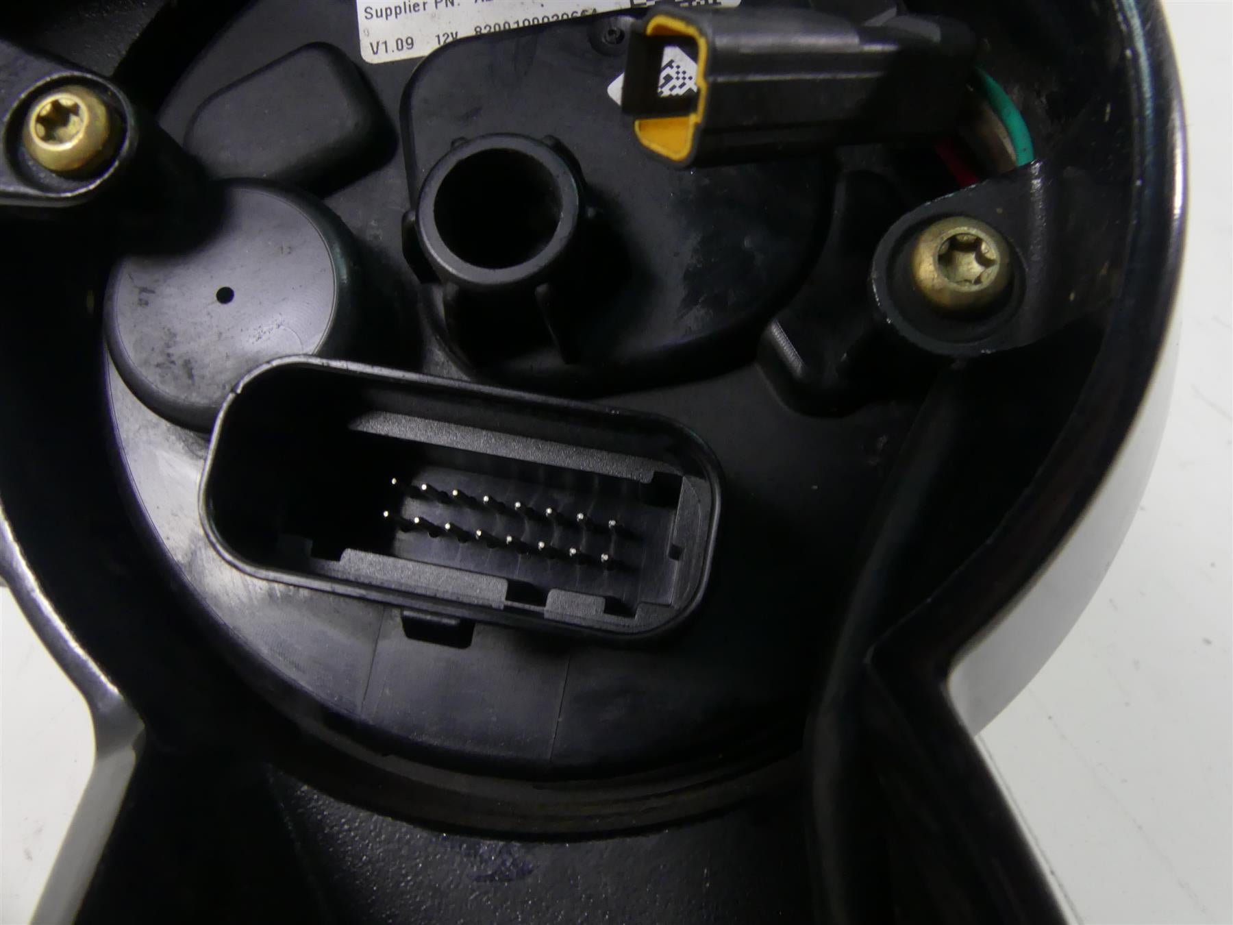 2019 Indian Motorcycle Co. FTR1200 Speedometer 15K Instrument Gauges 3280767 {{ shop.shopifyCountryName }} - Mototech271