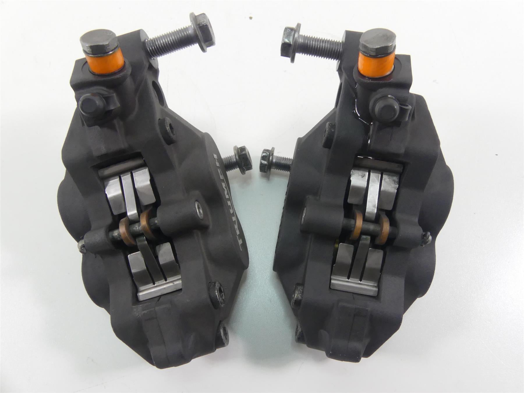 2013 Triumph Rocket 3 Touring Front Brake Caliper Set T2020837 T2020388 {{ shop.shopifyCountryName }} - Mototech271