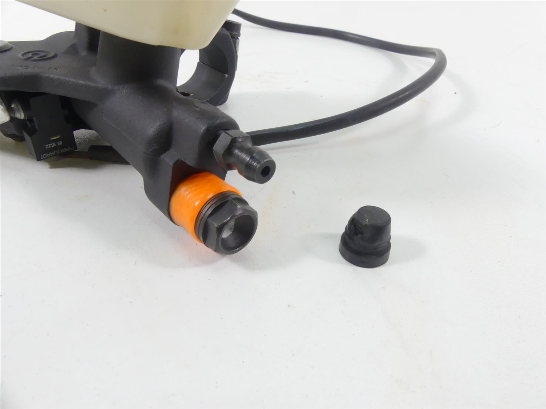 2005 Ducati Multistrada 1000S Front Brembo Brake Master Cylinder 62440301A {{ shop.shopifyCountryName }} - Mototech271