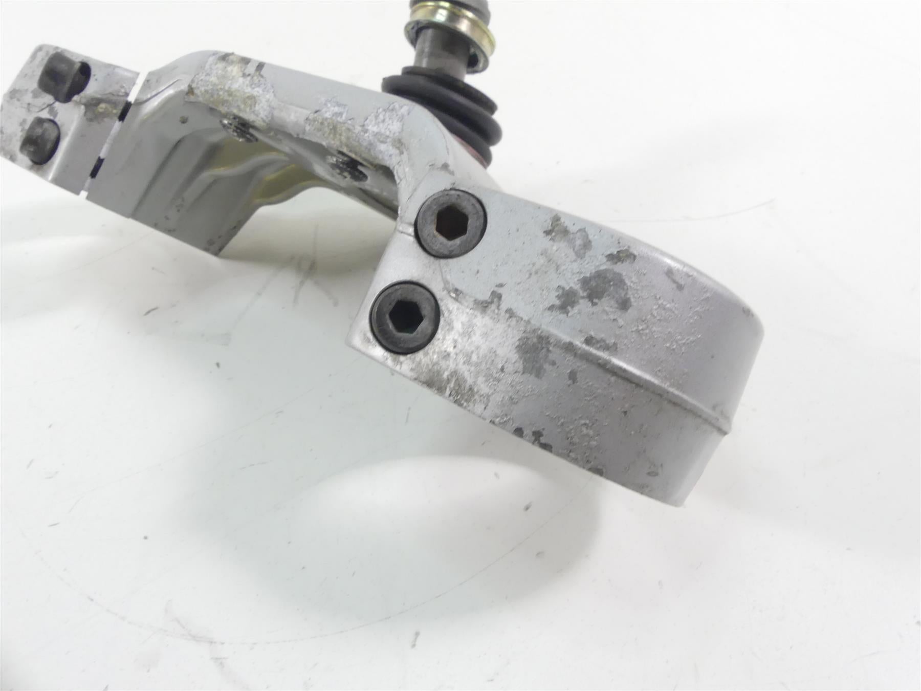 2001 BMW R1150 GS R21 Lower Triple Tree Steering Clamp 31422338223 {{ shop.shopifyCountryName }} - Mototech271