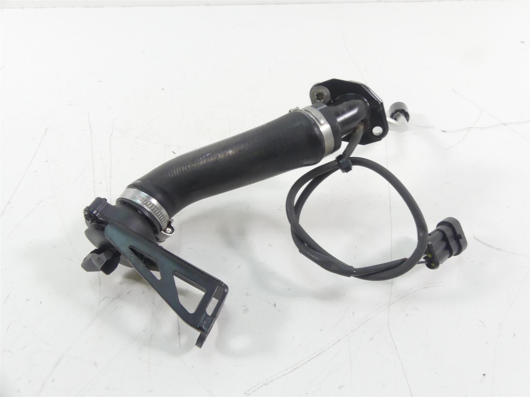 2015 KTM 1190 Adventure R Oil Filler + Level Sender & Hose - Read 61338085100 {{ shop.shopifyCountryName }} - Mototech271