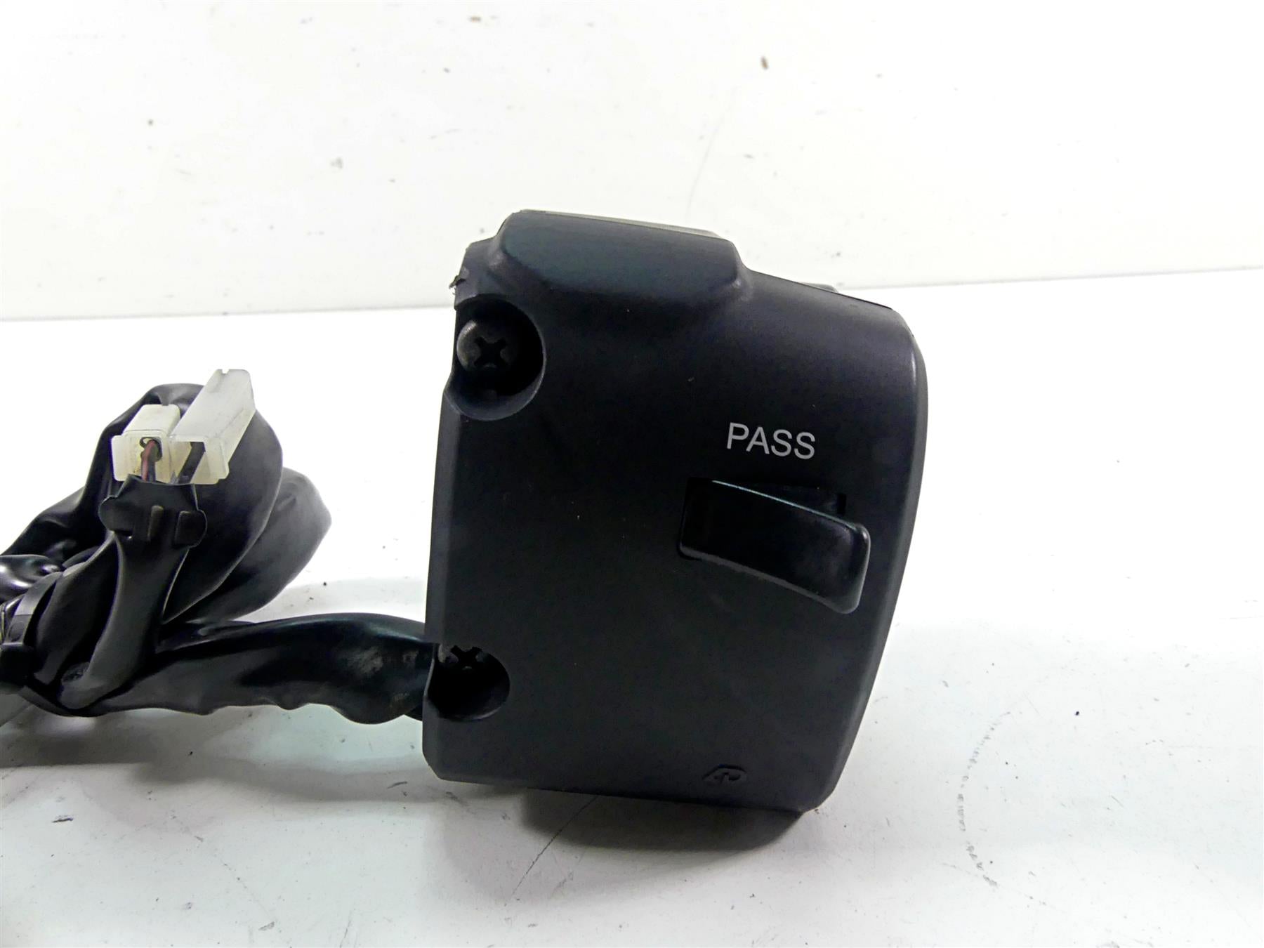 2017 Kawasaki ZX1400 ZX14R Ninja Left Control Switch Light Blinker 46091-0331 {{ shop.shopifyCountryName }} - Mototech271