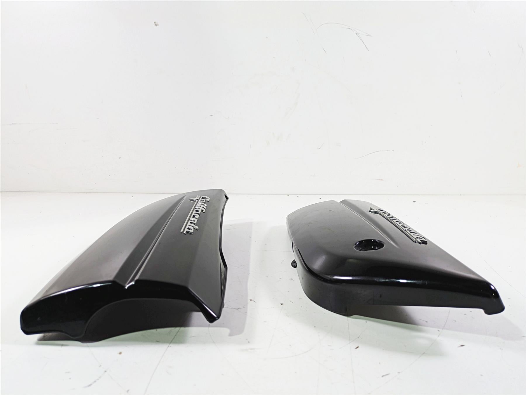 2014 Moto Guzzi California 1400 Touring Side Cover Fairing Set - Read B064019 {{ shop.shopifyCountryName }} - Mototech271