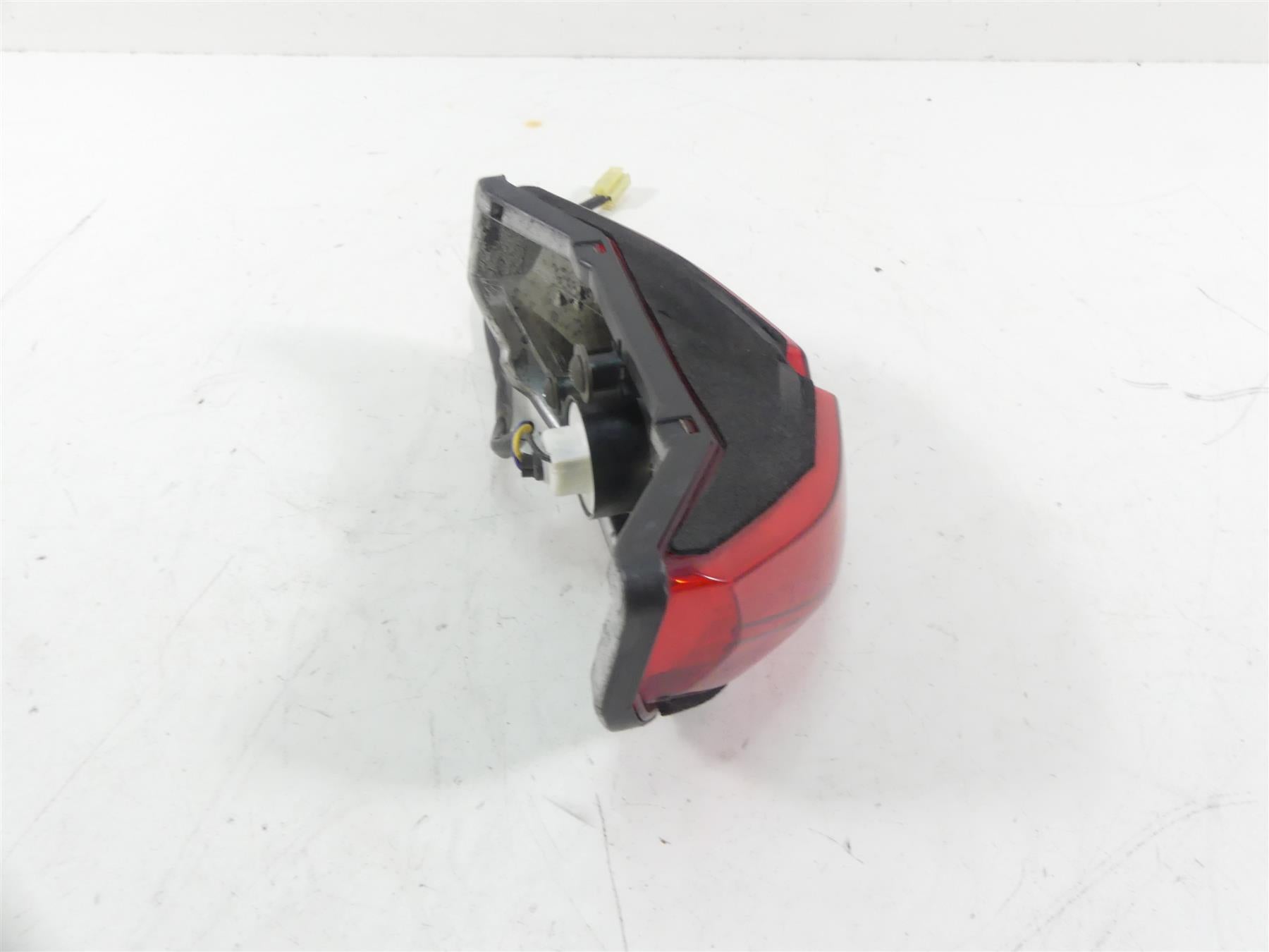 2007 Yamaha FZ1 Fazer Taillight Tail Stop Brake Light 2D1-84710-00-00 {{ shop.shopifyCountryName }} - Mototech271