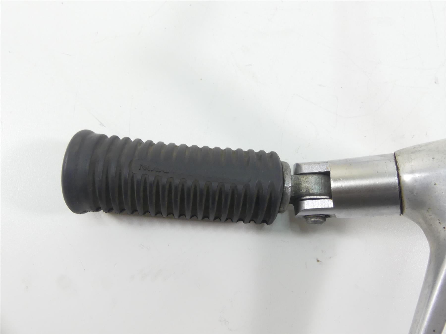 2006 Harley Sportster XL1200 Custom Front Left Foot Peg & Shifter FW 42651-04 {{ shop.shopifyCountryName }} - Mototech271