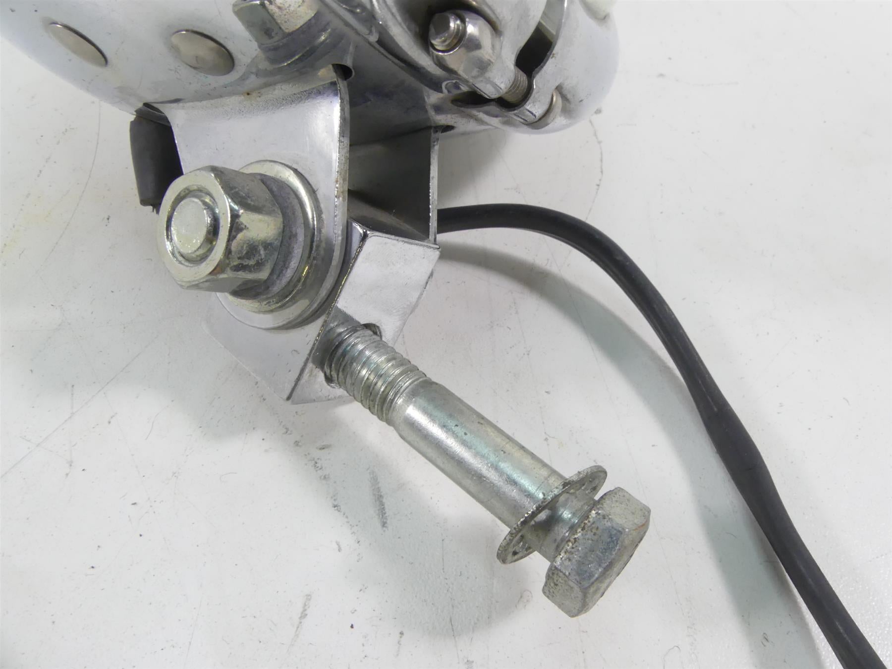 2005 Harley FXDWGI Dyna Wide Glide Headlight Head Front Light Lamp Set 68297-05A {{ shop.shopifyCountryName }} - Mototech271