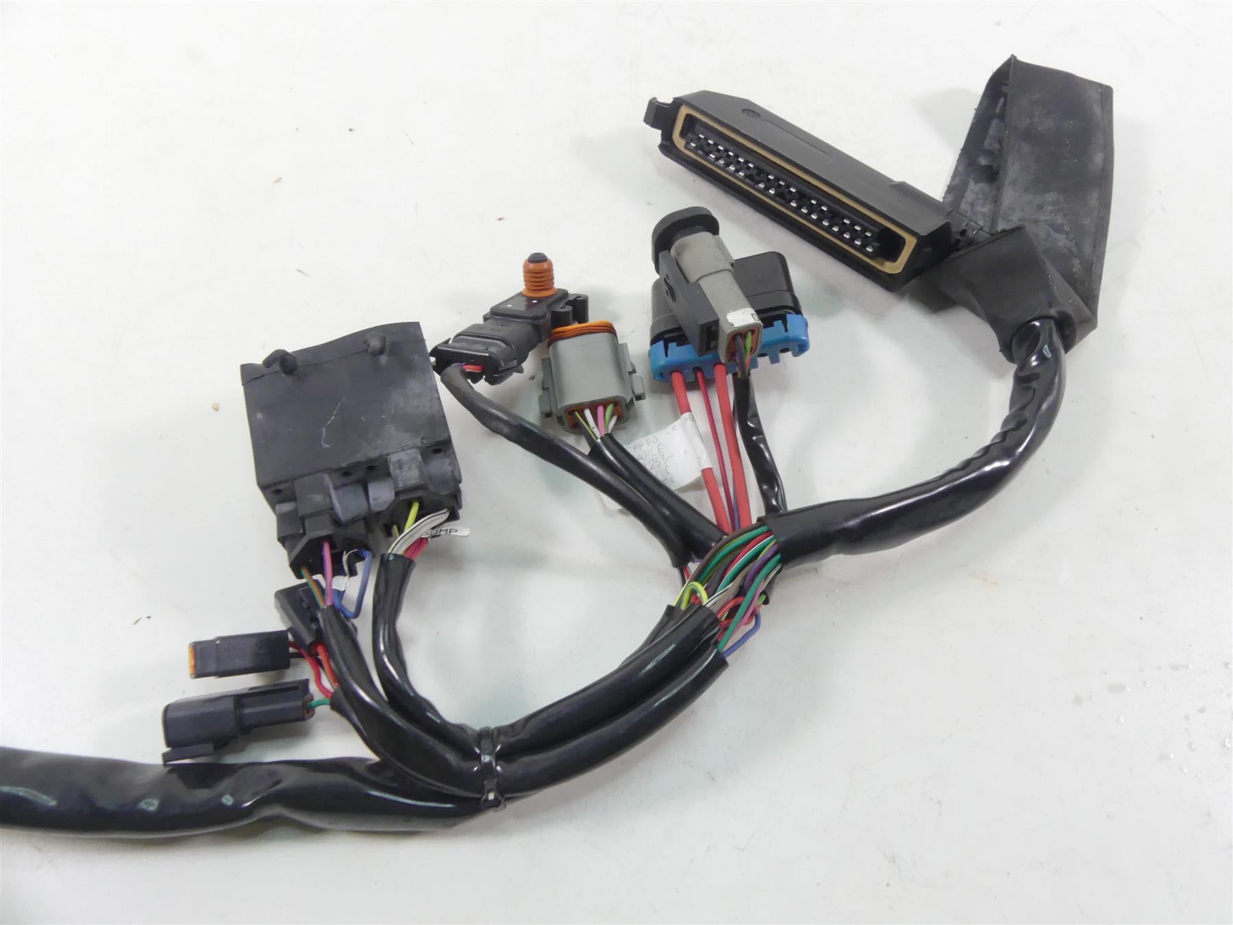 2001 Harley Touring FLHRCI Road King Engine Efi Wiring Harness - No Cut 70233-01 {{ shop.shopifyCountryName }} - Mototech271