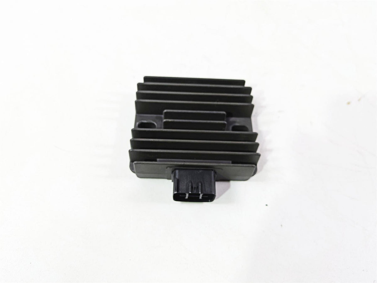 2012 Mv Agusta F4 RR Rectifier Voltage Regulator SH678KA 8000B3206 {{ shop.shopifyCountryName }} - Mototech271