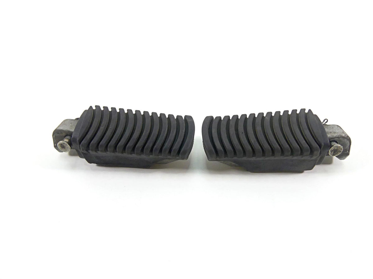 2013 BMW F800GS STD K72 Rear Passenger Footpeg Set 46717705653 46717705654 {{ shop.shopifyCountryName }} - Mototech271