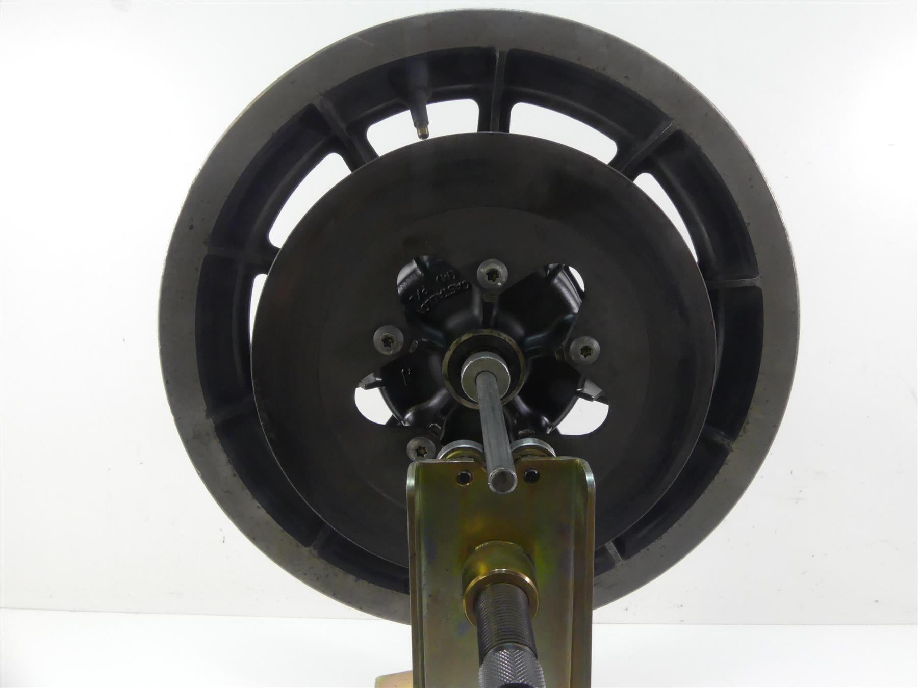 1995 Harley Touring FLHTCU Electra Glide Straight 16x3 Rear Wheel Rim 41010-86C {{ shop.shopifyCountryName }} - Mototech271