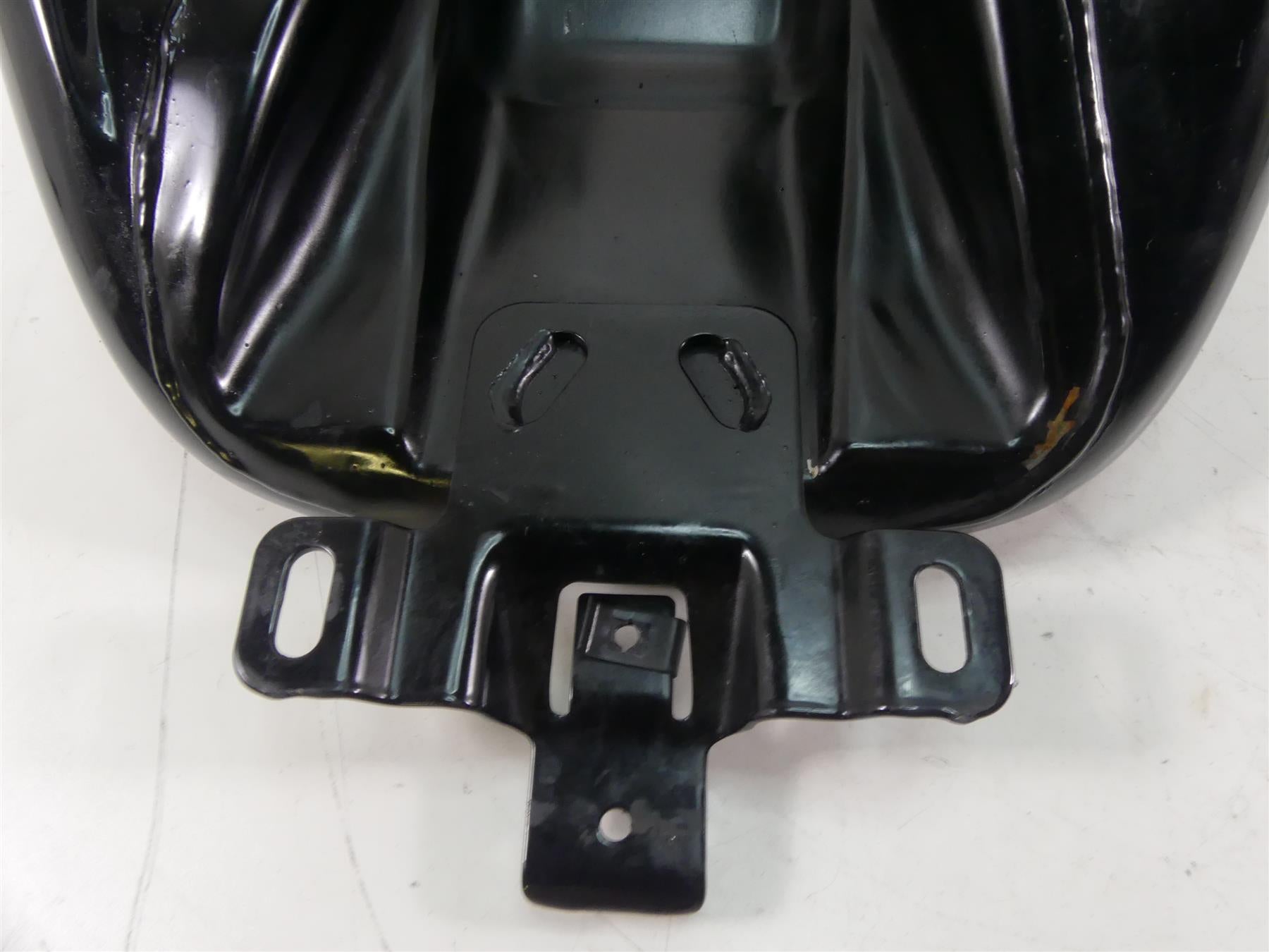 2014 Harley Touring FLHXS Street Glide Sp Fuel Gas Petrol Tank - Dented 61356-08 {{ shop.shopifyCountryName }} - Mototech271