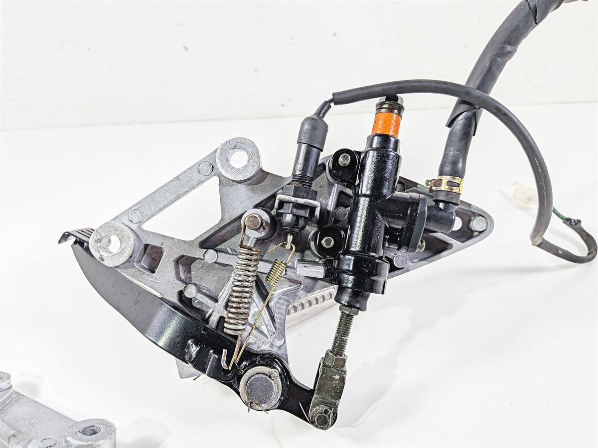 2023 Vitacci GTT 250 Rear Passenger Footpeg & Right Rider Foot Rest Set {{ shop.shopifyCountryName }} - Mototech271