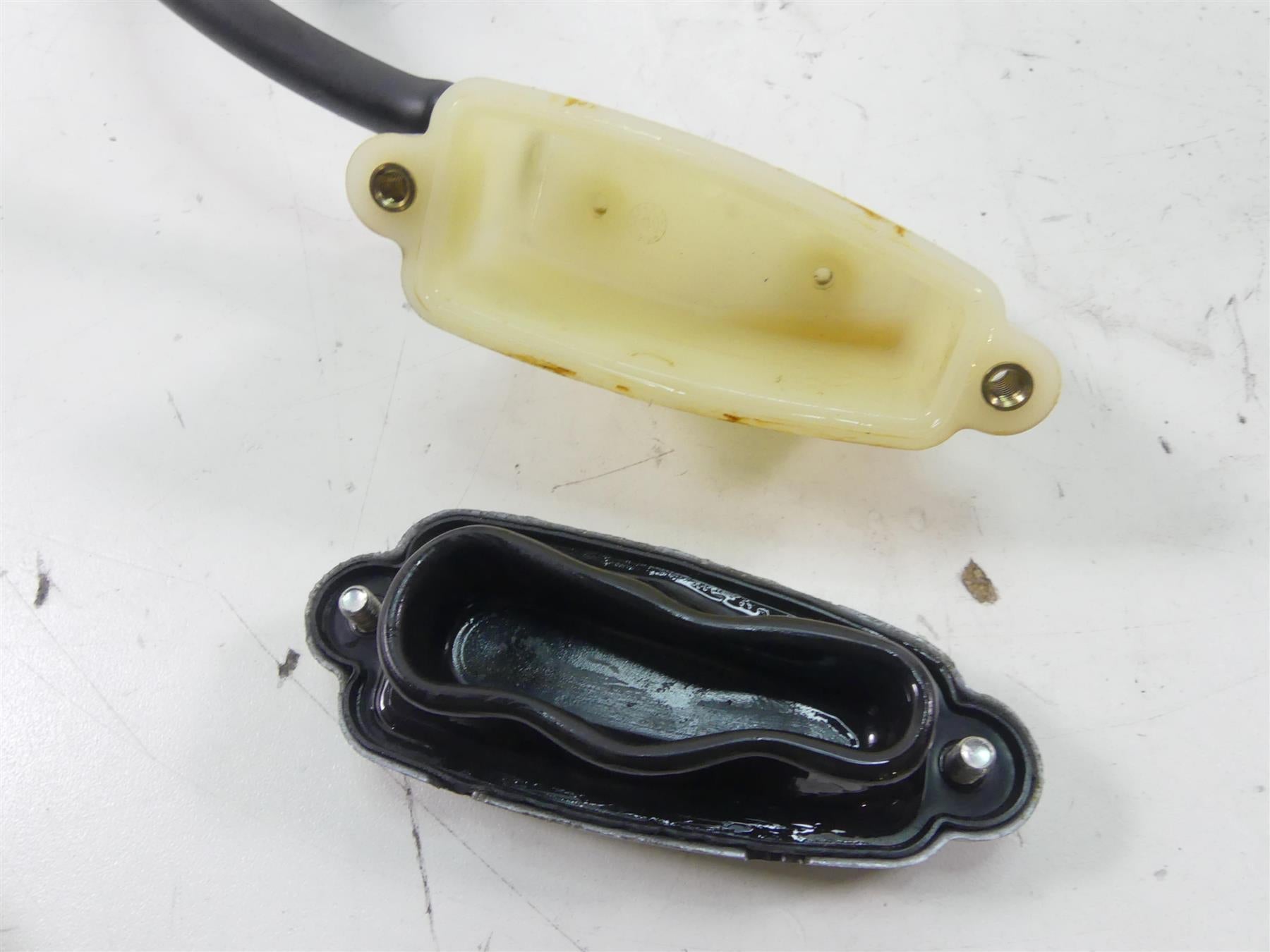2012 Harley VRSCF Muscle Rod Rear Brembo Brake Master Cylinder 44740-06A {{ shop.shopifyCountryName }} - Mototech271