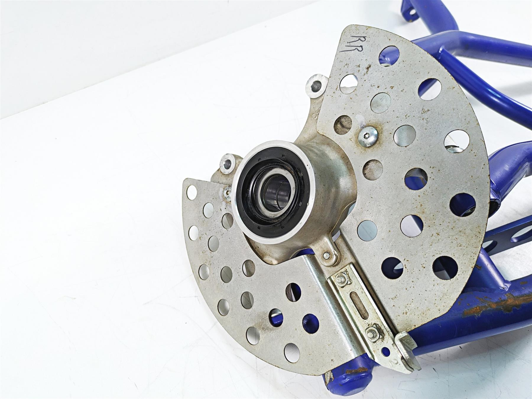 2018 Yamaha YXZ1000R EPS SS Right Rear Trailing Arm Hub 2HC-F2107-50-00 {{ shop.shopifyCountryName }} - Mototech271