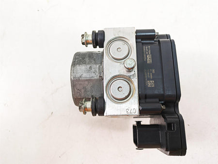 2020 Harley Touring FLHX Street Glide Abs Brake Pump Module Unit 41100104C {{ shop.shopifyCountryName }} - Mototech271