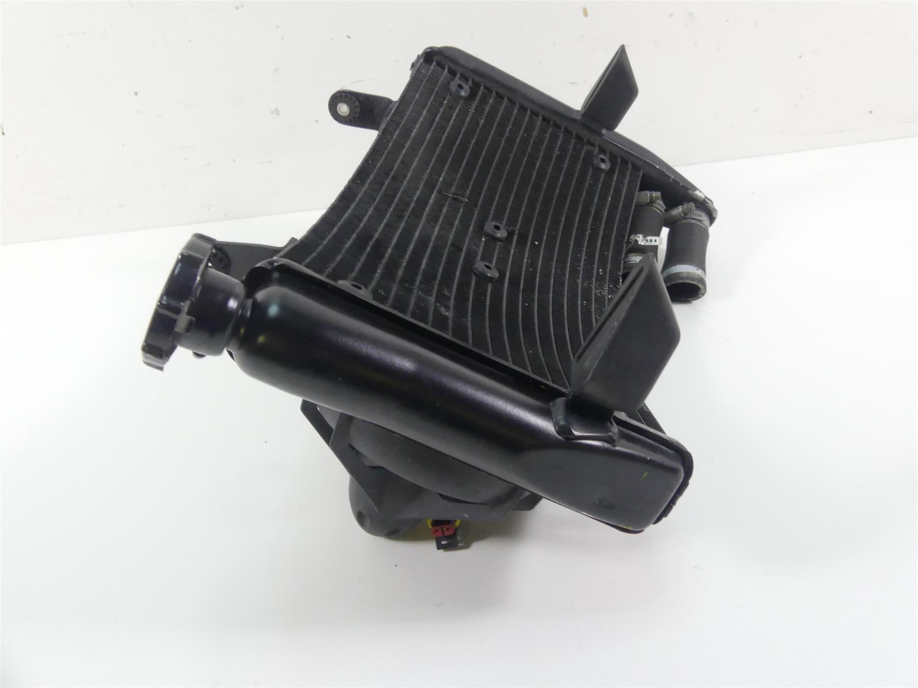 2004 Ducati 999 SBK Radiator Cooler Fan Hoses Set 54840401A {{ shop.shopifyCountryName }} - Mototech271
