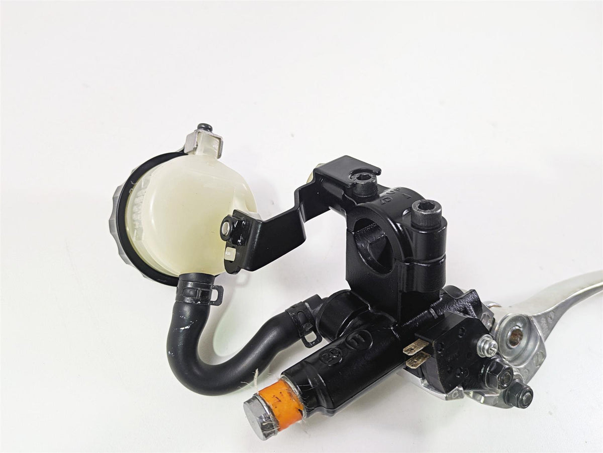 2013 Triumph Bonneville Front Brake Master Cylinder + Reservoir T2026220 {{ shop.shopifyCountryName }} - Mototech271