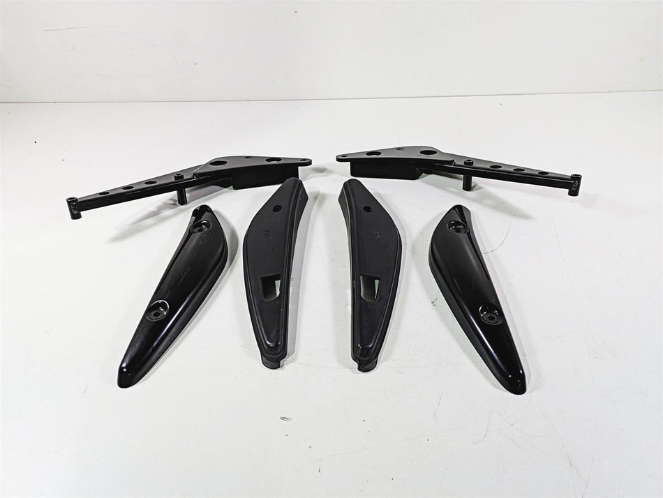 2016 Suzuki M109R VZR1800 Boulevard Rear Fender Strut Cover Set 41630-48G20 {{ shop.shopifyCountryName }} - Mototech271