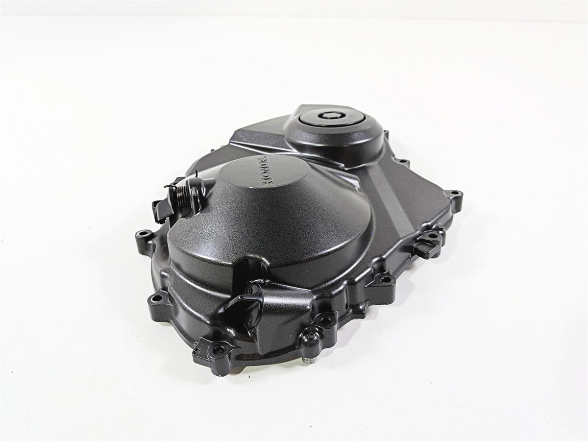 2017 Honda CBR600RR PC40 Right Engine Side Clutch Cover 11330-MFJ-A41 {{ shop.shopifyCountryName }} - Mototech271