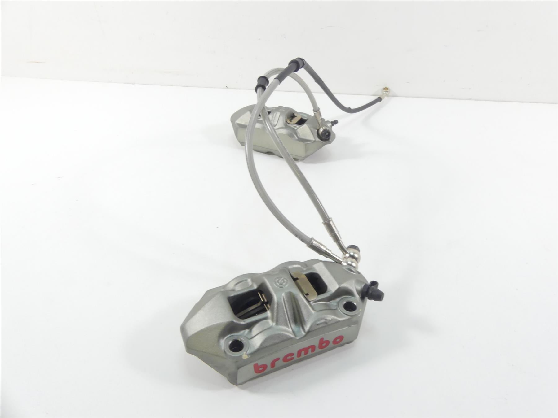 2010 Ducati Streetfighter 1098 S Front Brembo Brake Calipers 61040901C 61040911C