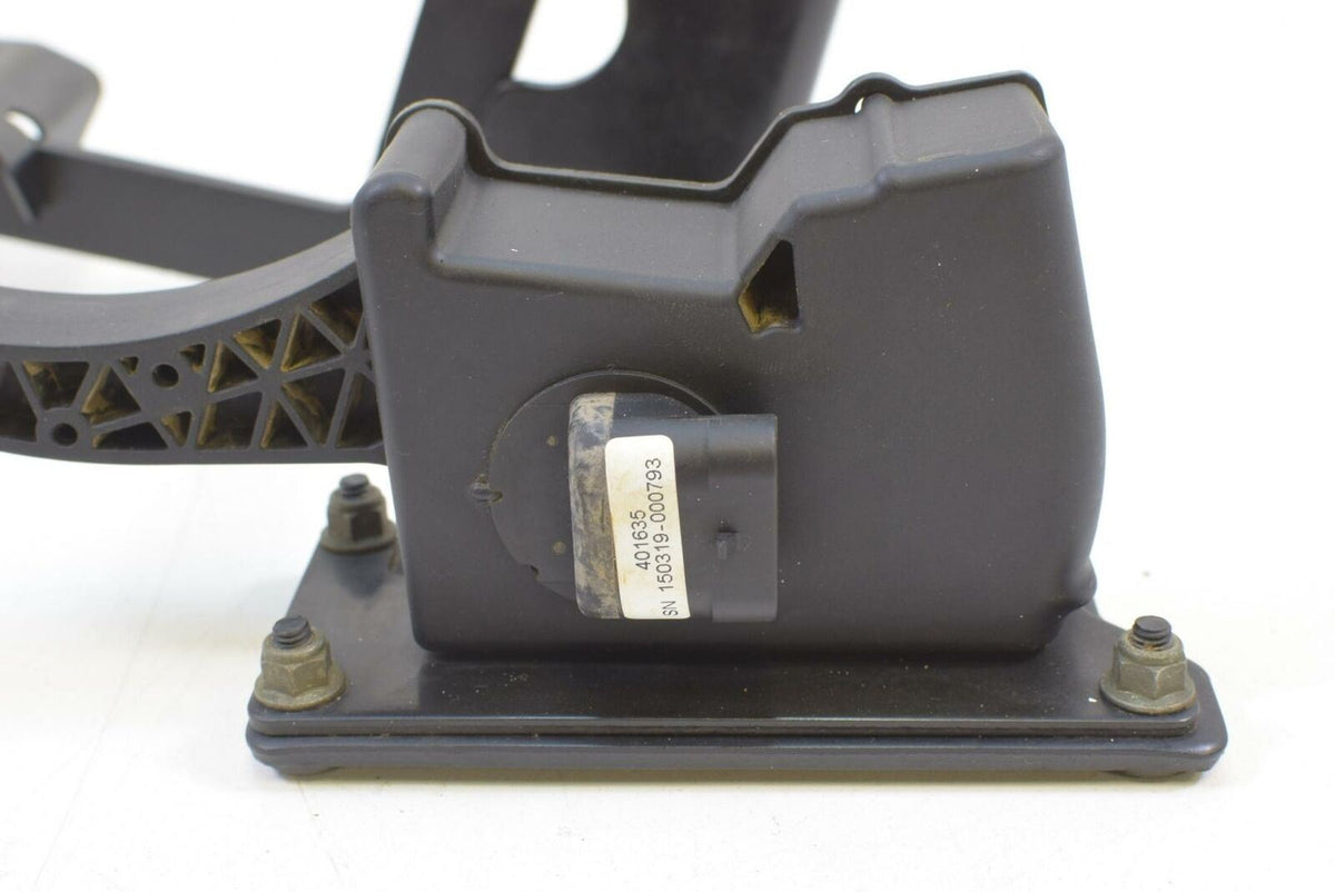 2016 Polaris RZR 1000 S EPS Brake & Accelerate Pedal Set 1019105 1021765 4014042 {{ shop.shopifyCountryName }} - Mototech271