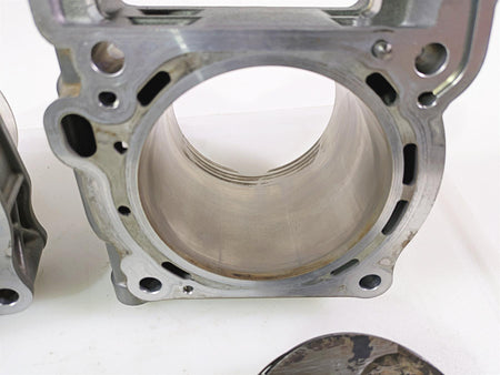 2020 KTM 1290 Super Adventure R Cylinder Jug Piston Set 6173003810024 {{ shop.shopifyCountryName }} - Mototech271