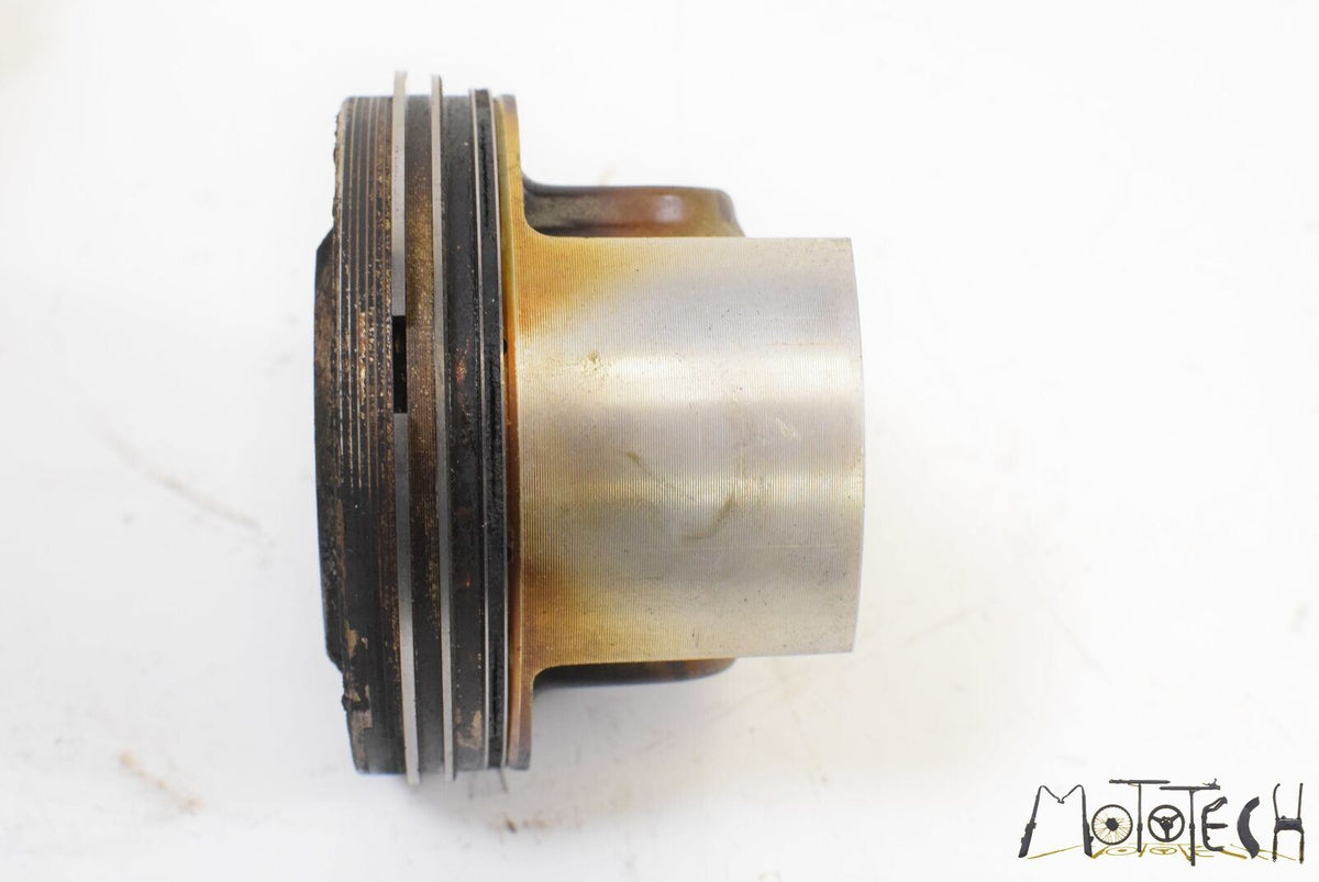 1998 Moto Guzzi V11 1100 California EV Right Cylinder Piston GU30060060 {{ shop.shopifyCountryName }} - Mototech271