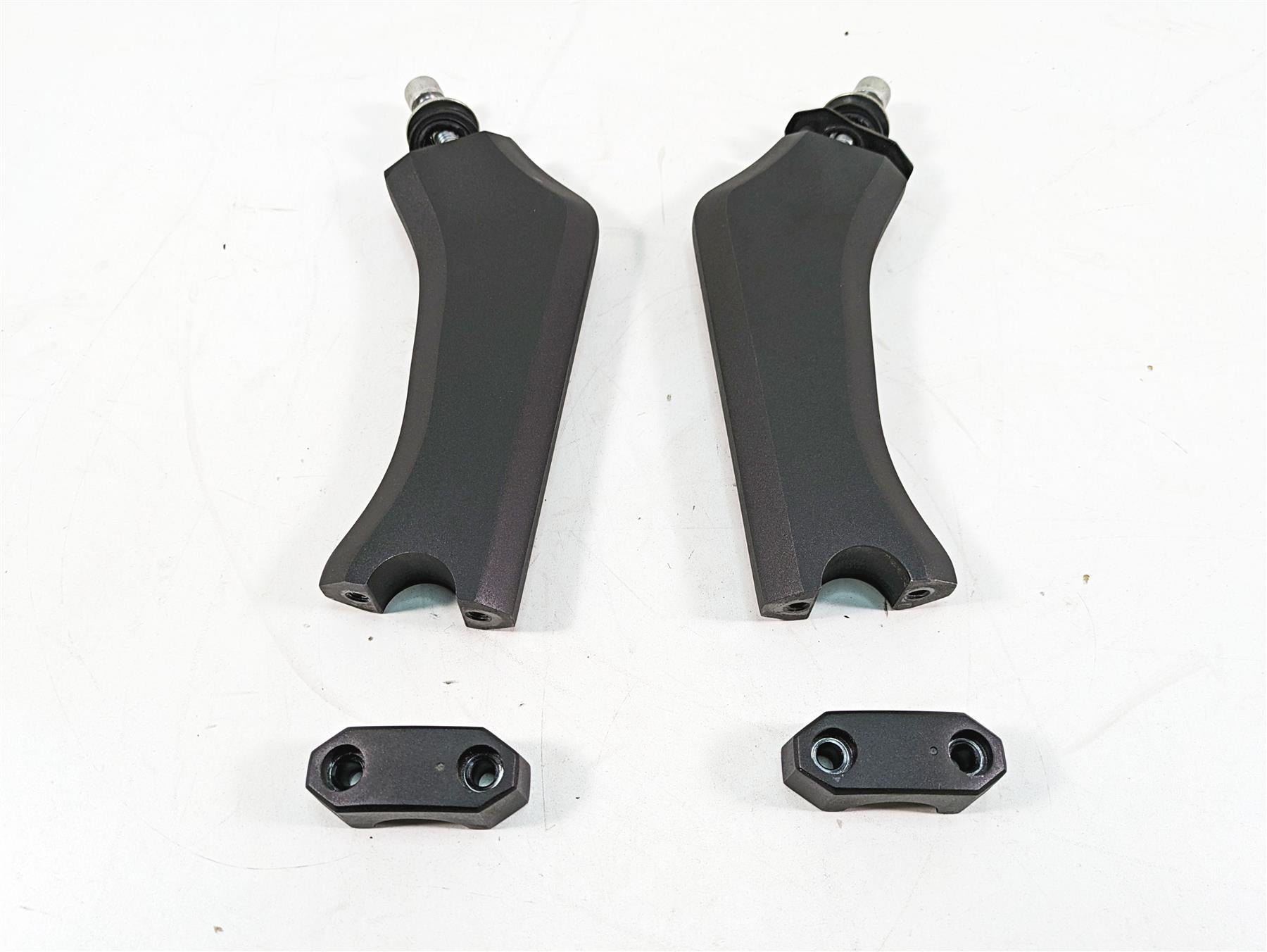 2016 Suzuki M109R VZR1800 Handlebar Holder Riser Set 56224-48G30 56225-48G30