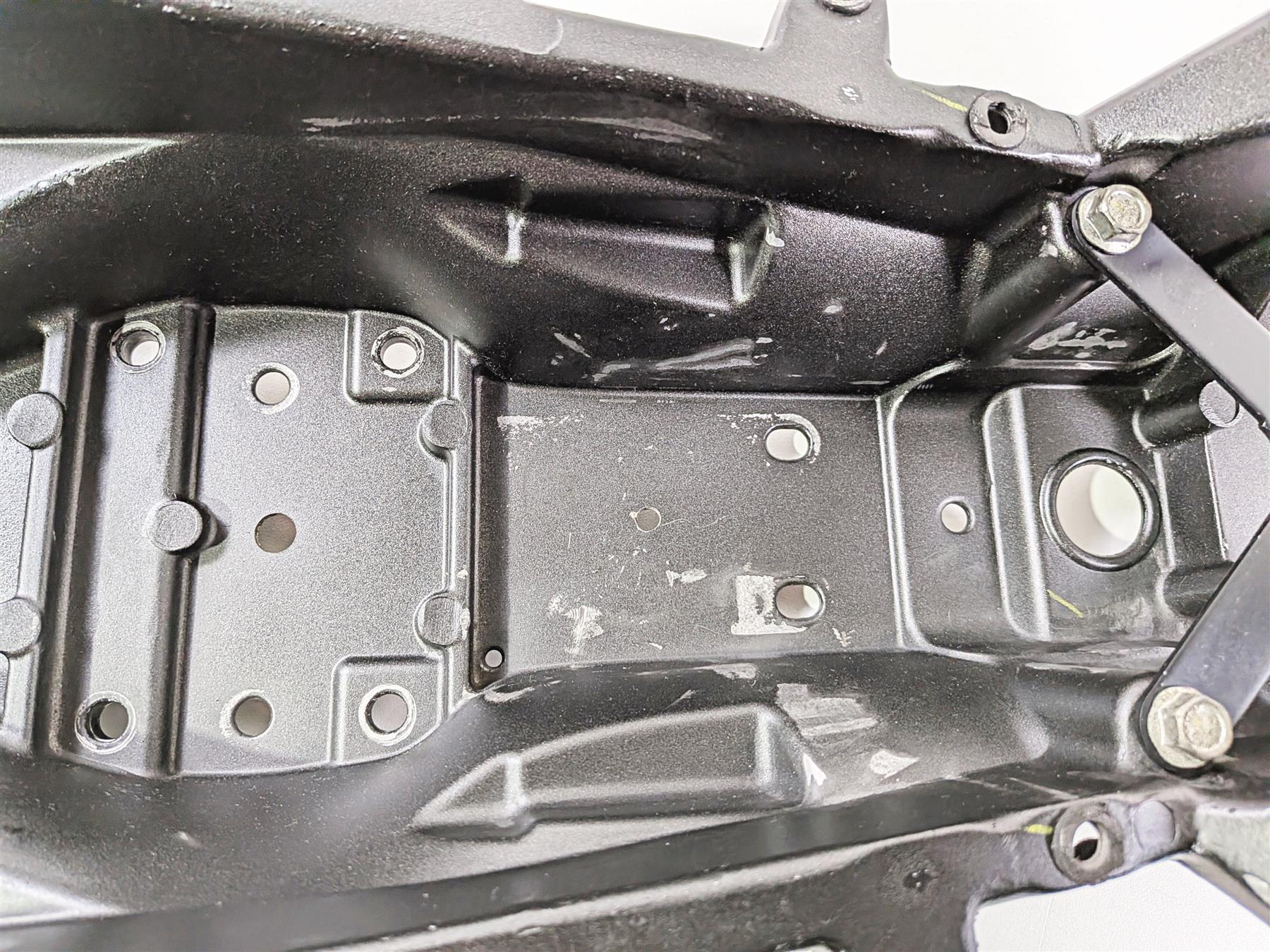 2008 Yamaha YZF R1 RN19 Straight Oem Rear Subframe Sub Frame 4C8-21190-00-00 {{ shop.shopifyCountryName }} - Mototech271