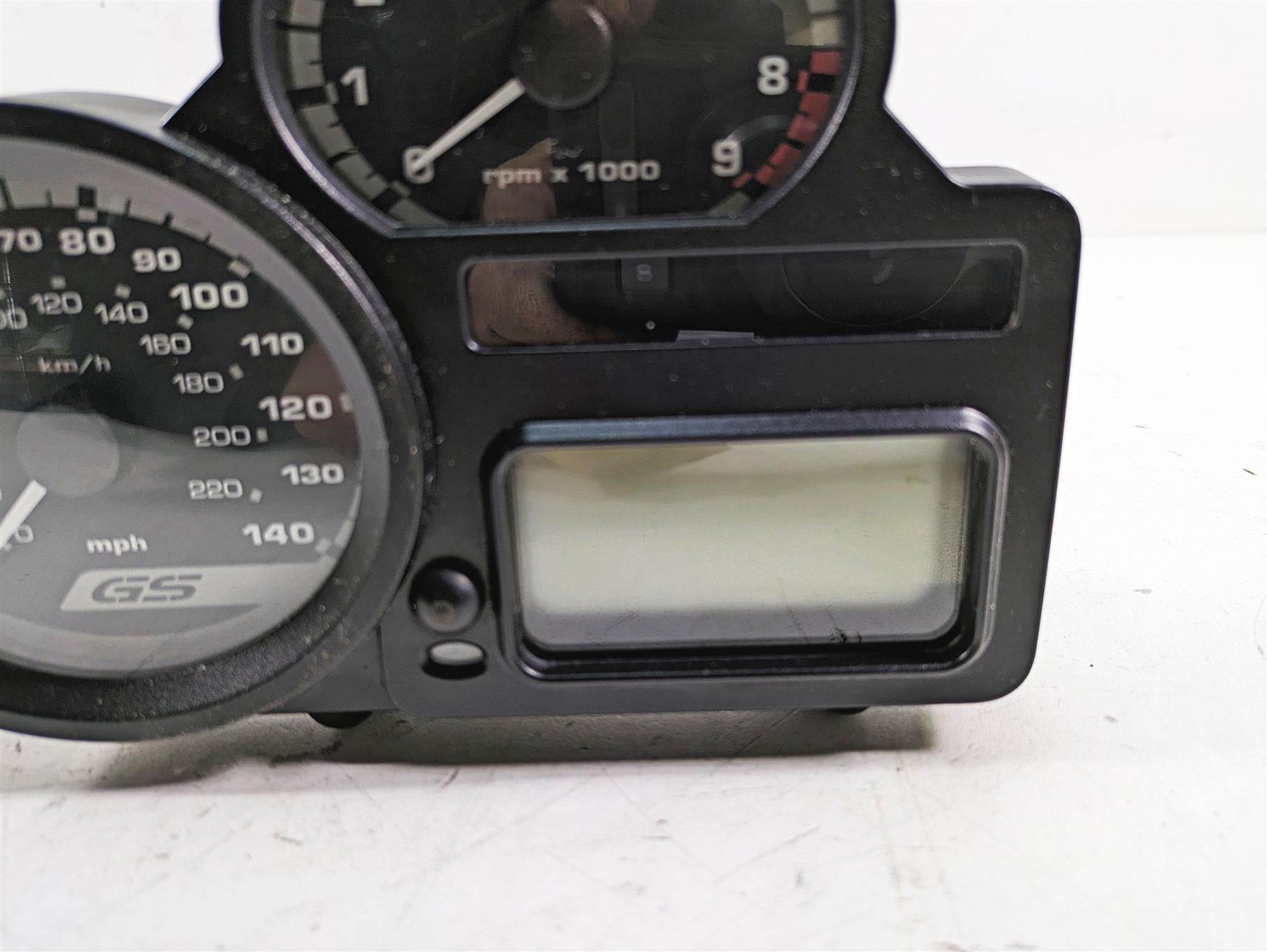 2007 BMW R1200GS K255 Adv Speedometer Gauge Instrument - 39k 62117700751 {{ shop.shopifyCountryName }} - Mototech271