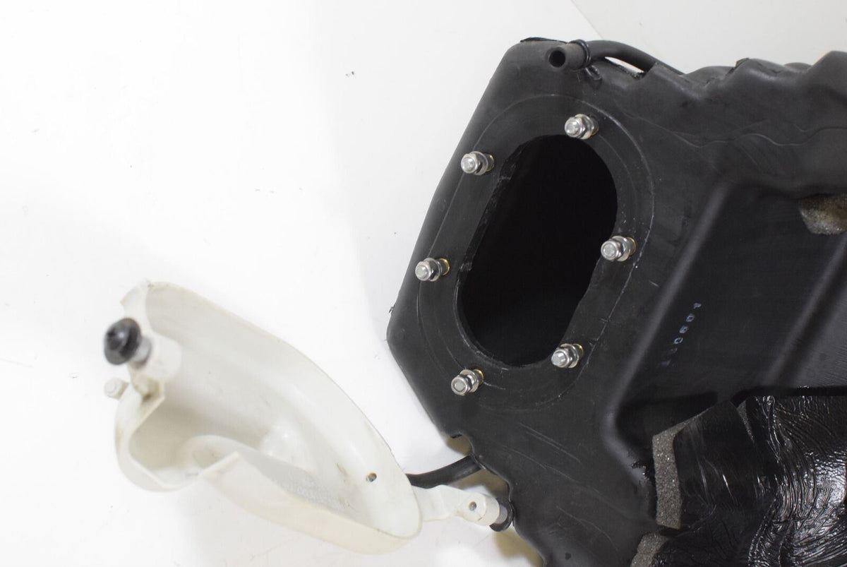 2016 Aprilia Shiver 750 Fuel Gas Petrol Tank Reservoir 896366 {{ shop.shopifyCountryName }} - Mototech271