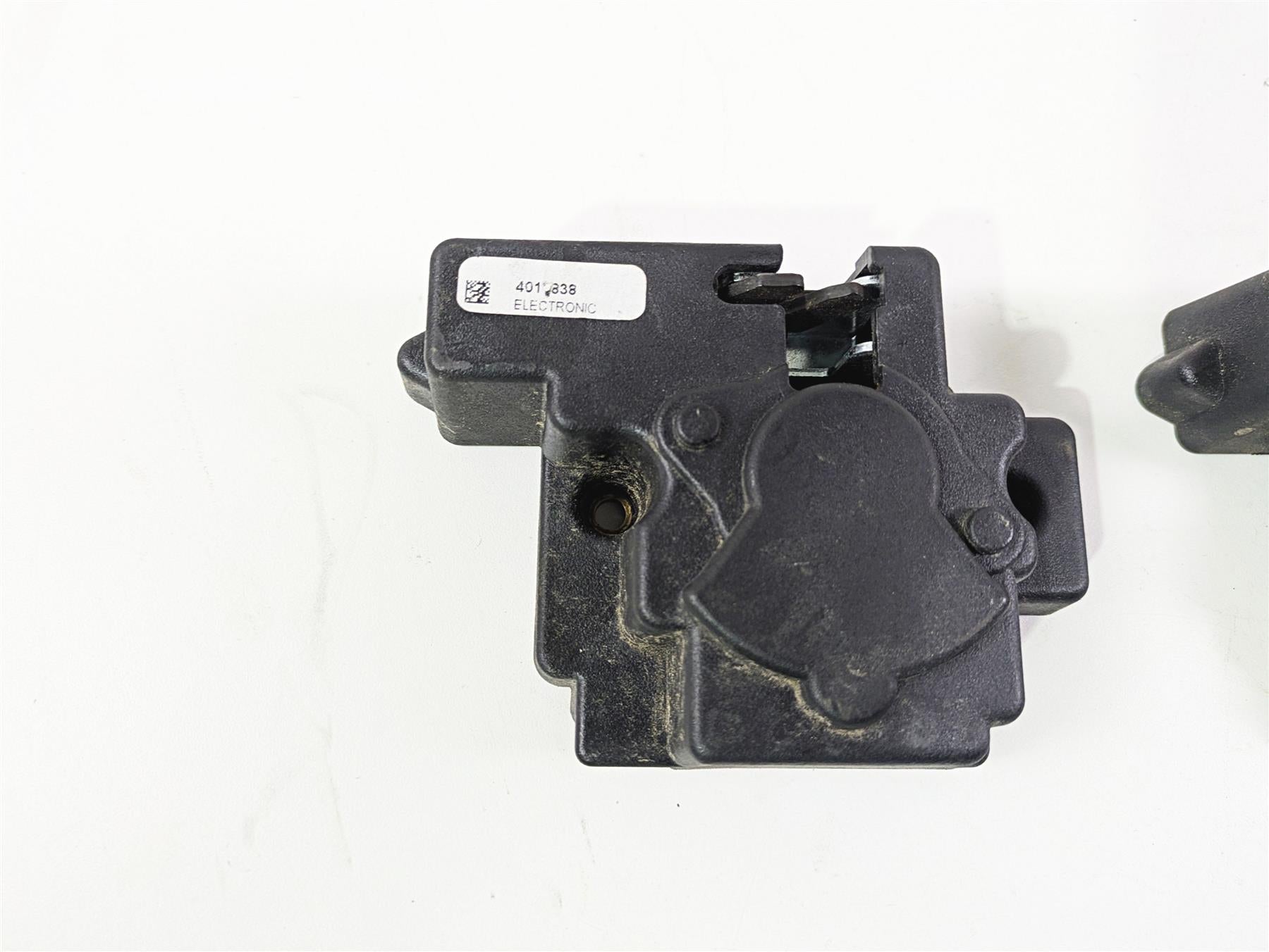 2018 Indian Springfield Dark Horse Saddlebag Lock Actuator Set 4017838 {{ shop.shopifyCountryName }} - Mototech271