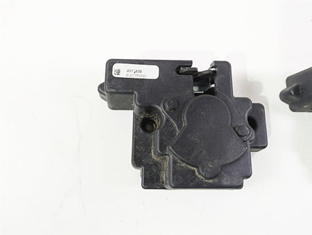 2018 Indian Springfield Dark Horse Saddlebag Lock Actuator Set 4017838 {{ shop.shopifyCountryName }} - Mototech271