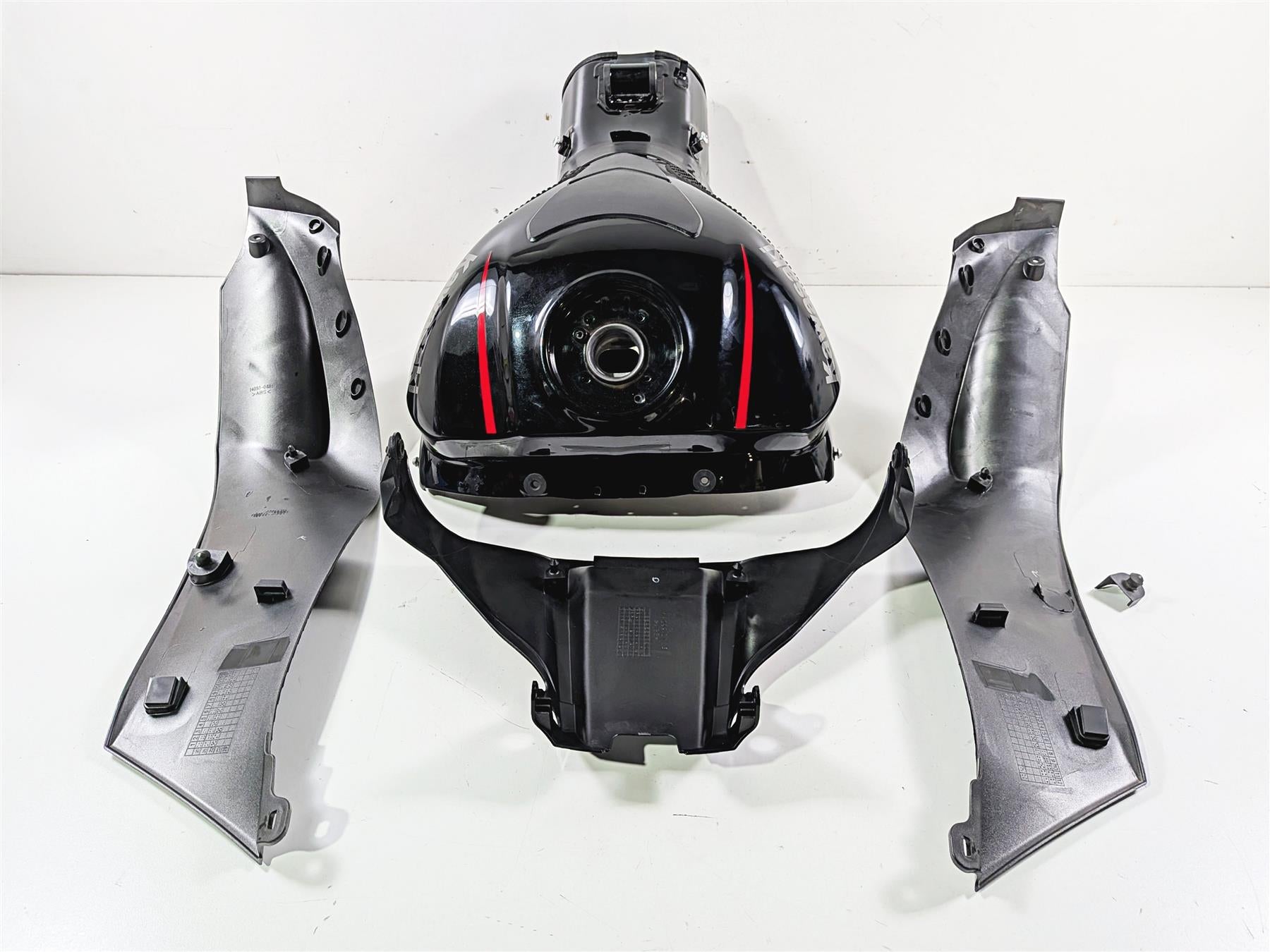 2022 Kawasaki ZX10R ZX1000 Ninja Fuel Gas Petrol Tank & Cover Fairing 51091-5475 {{ shop.shopifyCountryName }} - Mototech271