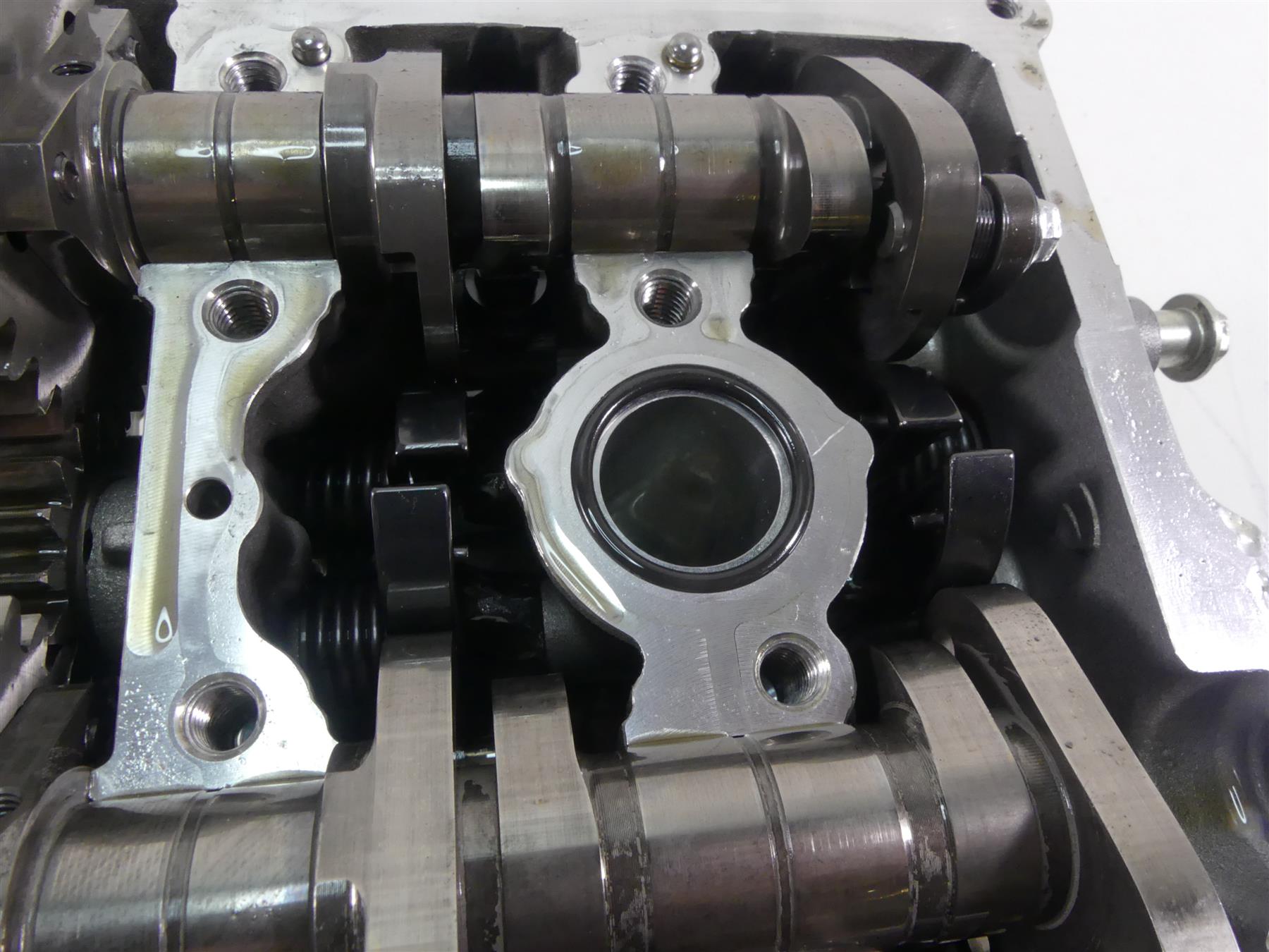 2020 Ducati Panigale V2 Rear Horizontal Cylinder Head Cylinderhead 576 30123282F {{ shop.shopifyCountryName }} - Mototech271