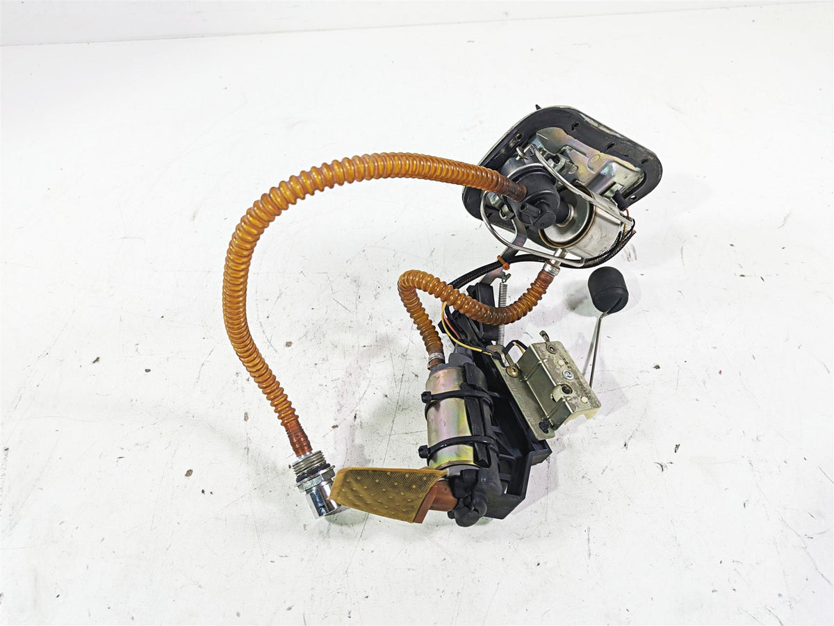2005 Harley Softail FLSTFSE CVO Fat Boy Fuel Gas Petrol Pump 75132-01D {{ shop.shopifyCountryName }} - Mototech271