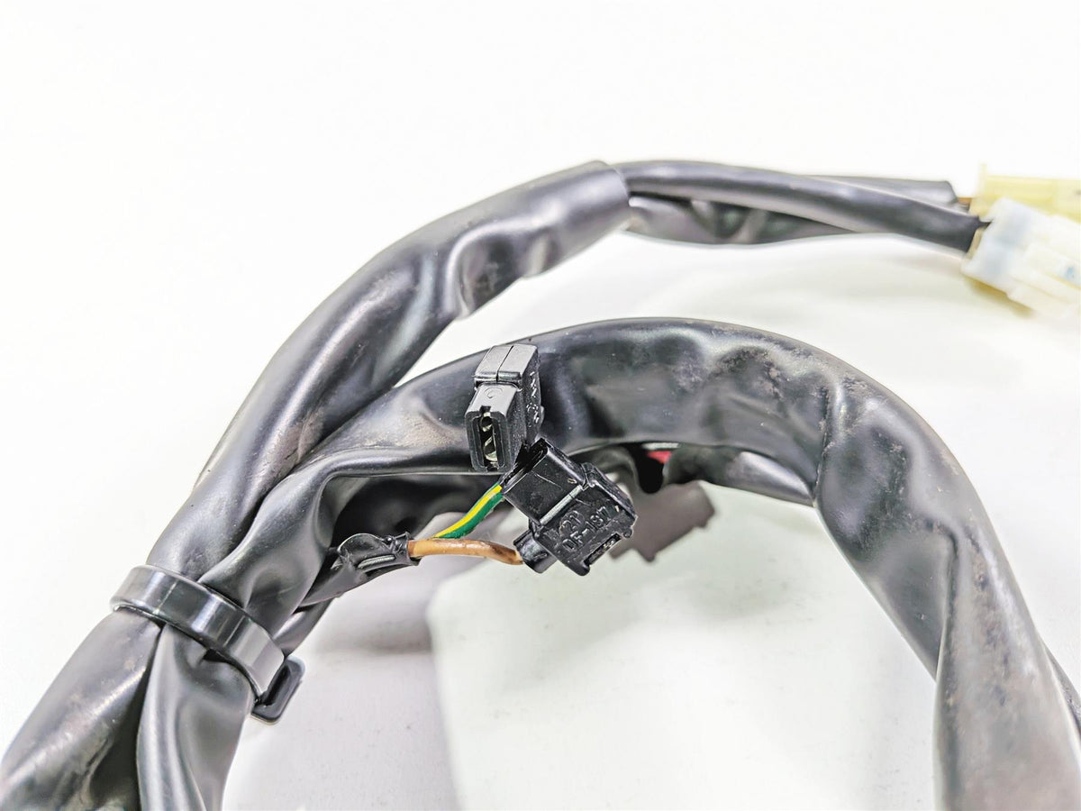 2012 Yamaha XT1200 Super Tenere Clean Right Hand Control Switch 23P-83963-00-00 {{ shop.shopifyCountryName }} - Mototech271