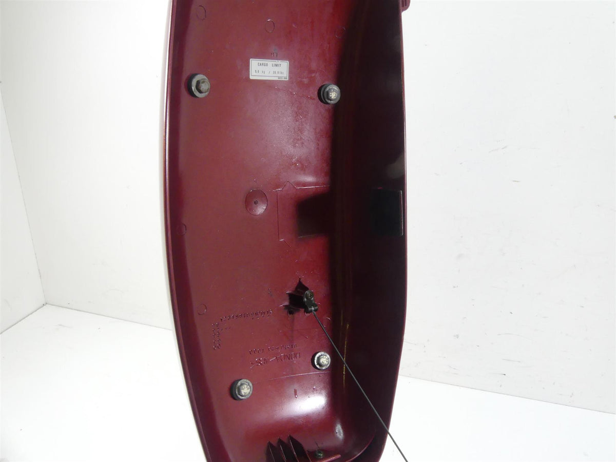 1998 Honda Shadow VT1100T Left Saddlebag Saddle Bag Luggage Box 81424-MBC-000 {{ shop.shopifyCountryName }} - Mototech271